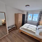 Peham Apartment *